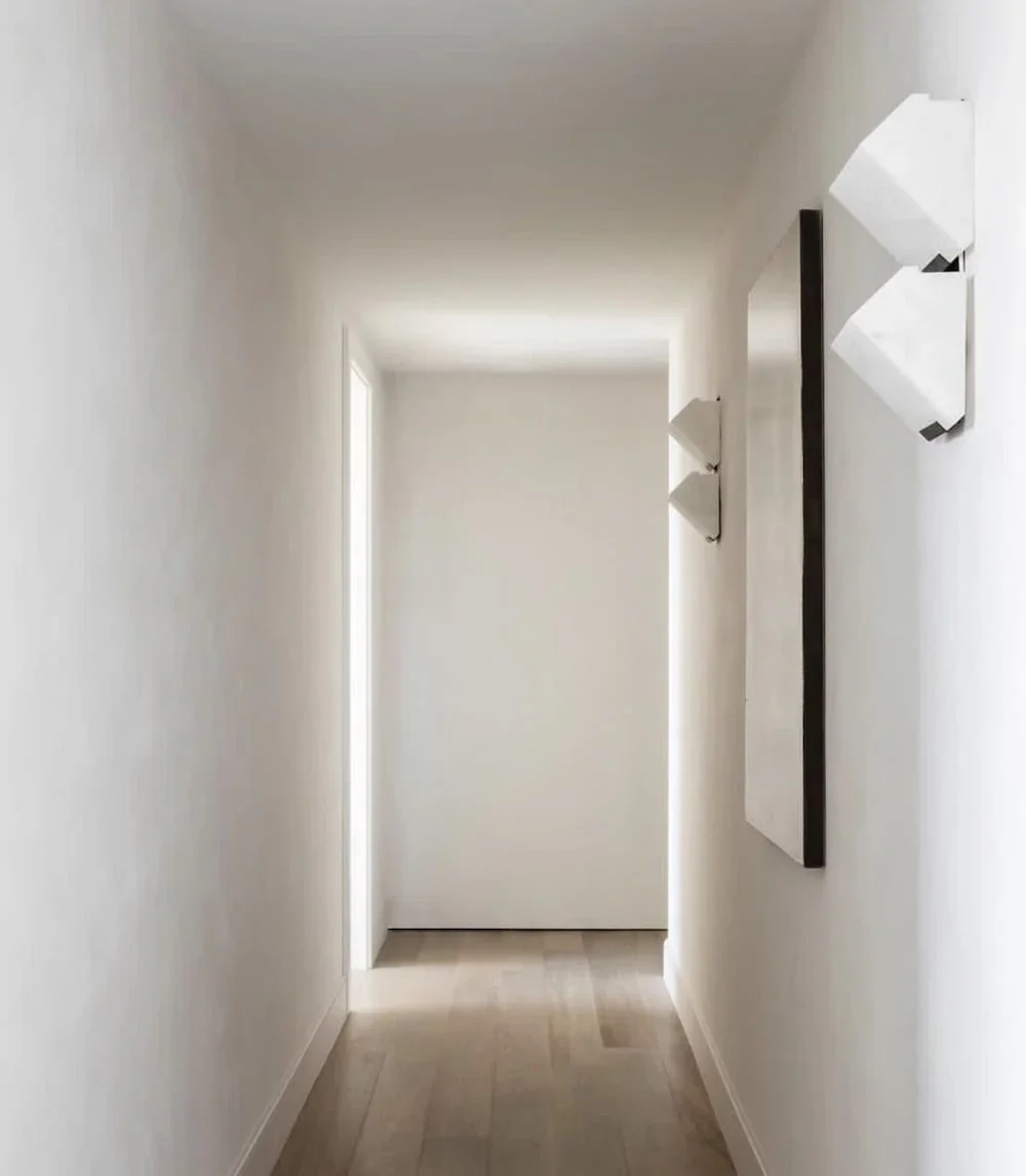 Modern Alabaster Staircase Wall Lamp - Image 11