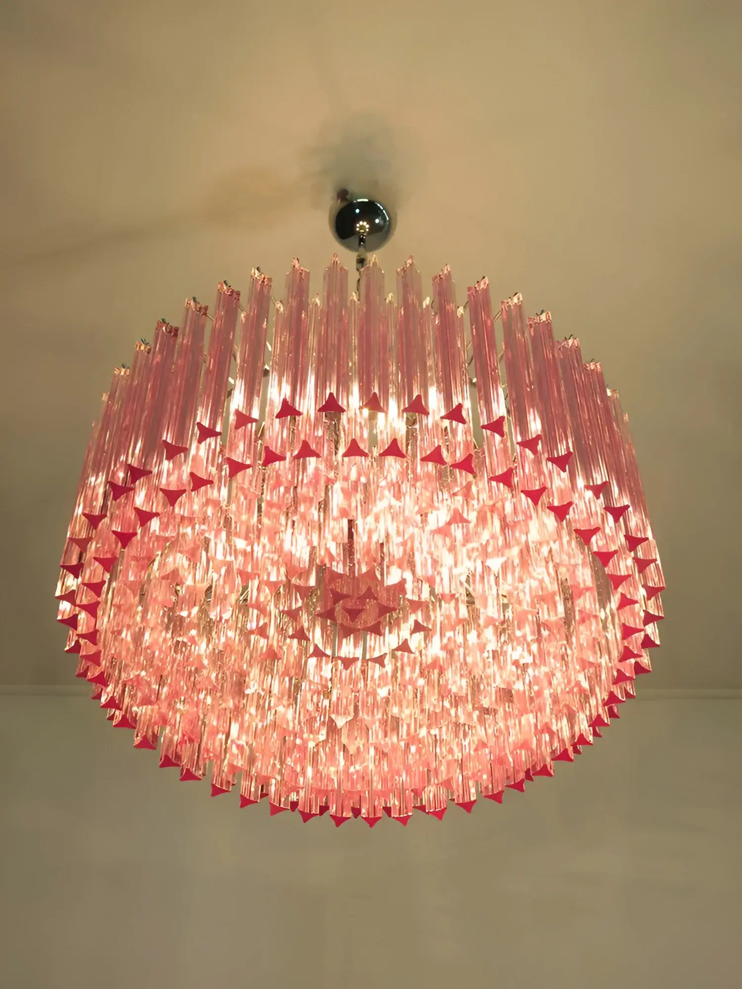 Murano Triedri Round Prisms Pink Chandelier - Image 10