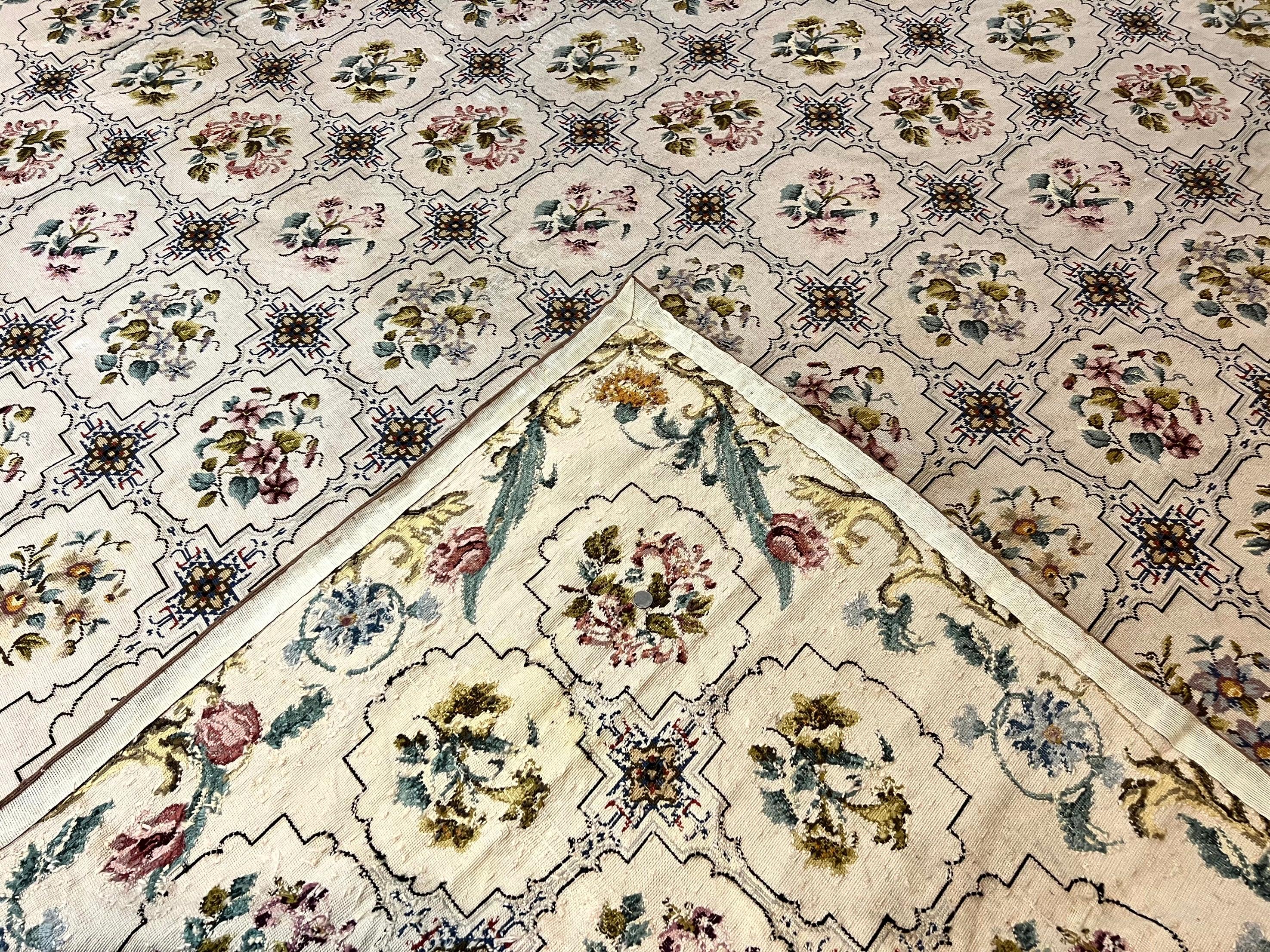 Needlepoint Rug 10x14, Wool Handmade Vintage Needlepoint Carpet, Floral Panel Design, Ivory/Cream - Image 10