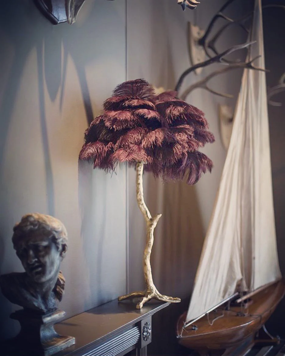 Ostrich Feather Table Lamp - Image 39