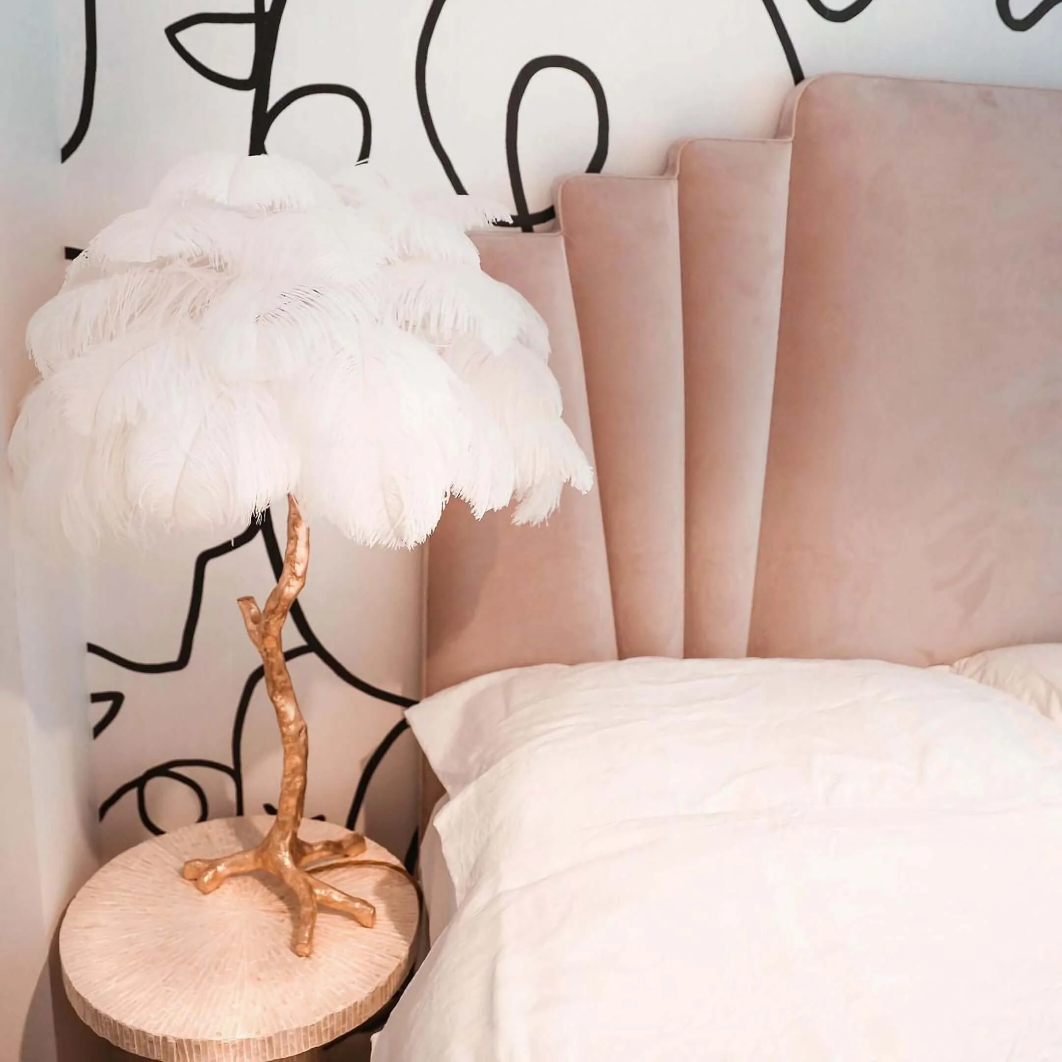 Ostrich Feather Table Lamp - Image 58