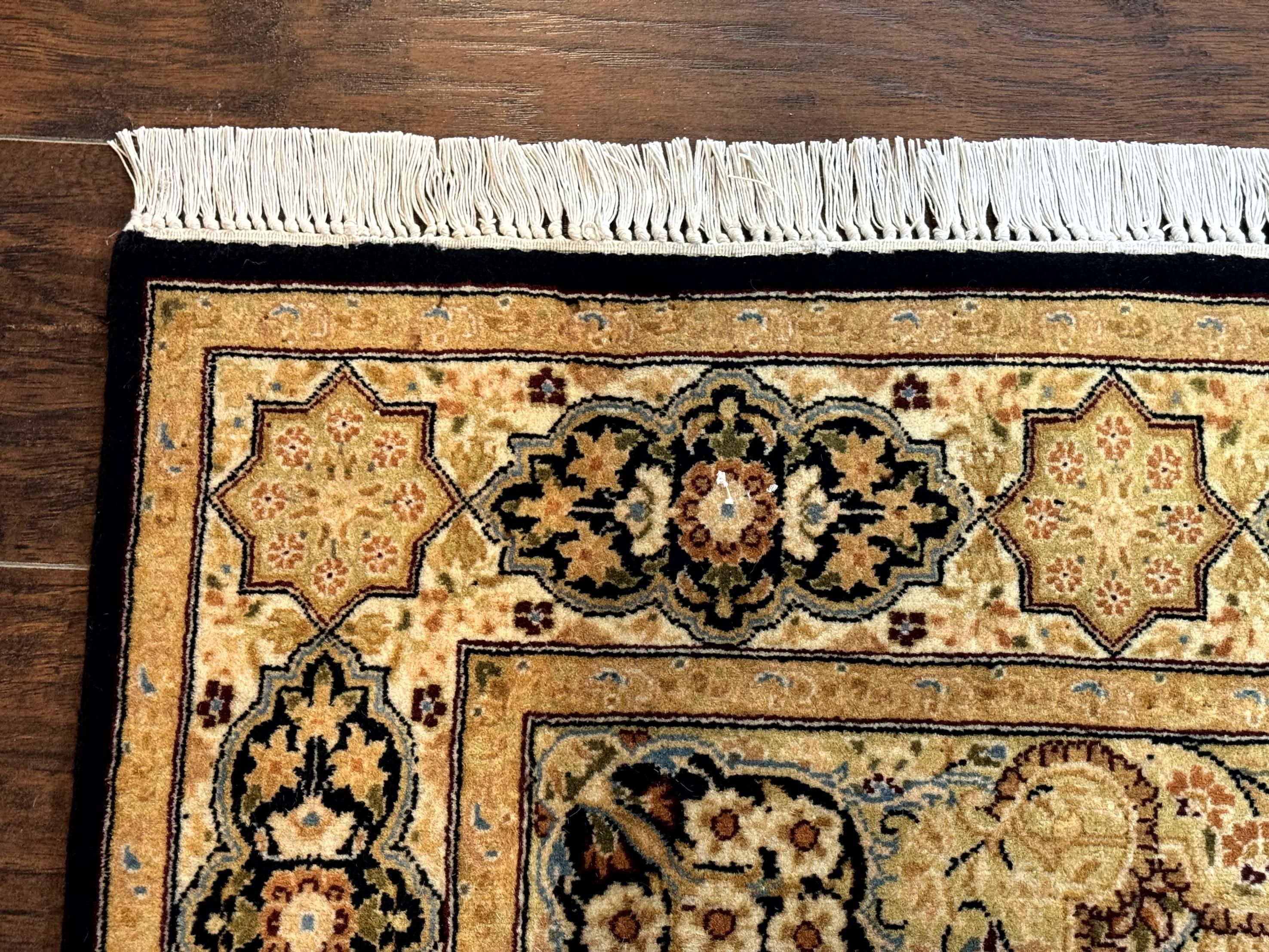 Pak Persian Rug 4x6, Panel Design - Image 6
