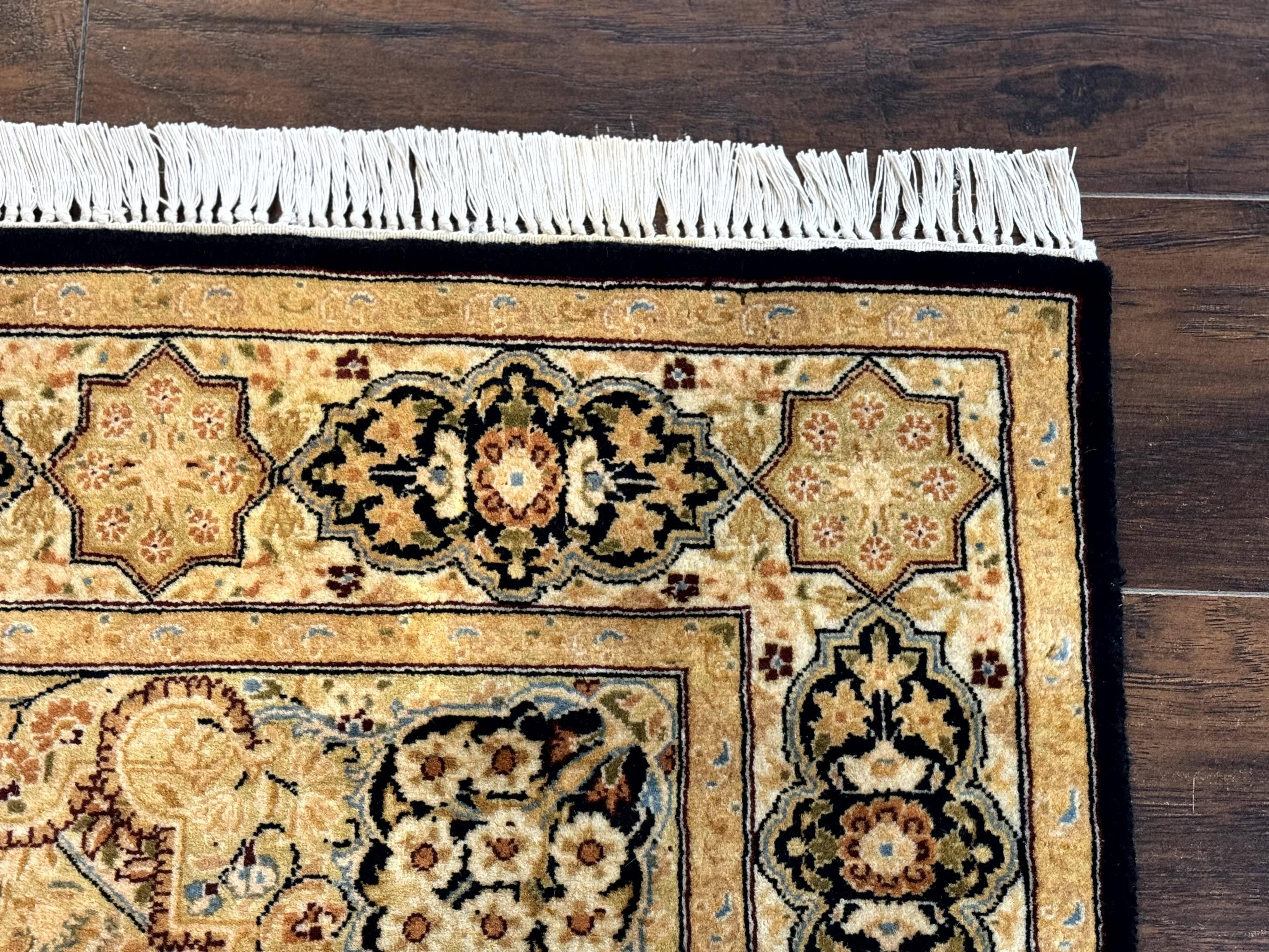 Pak Persian Rug 4x6, Panel Design - Image 7