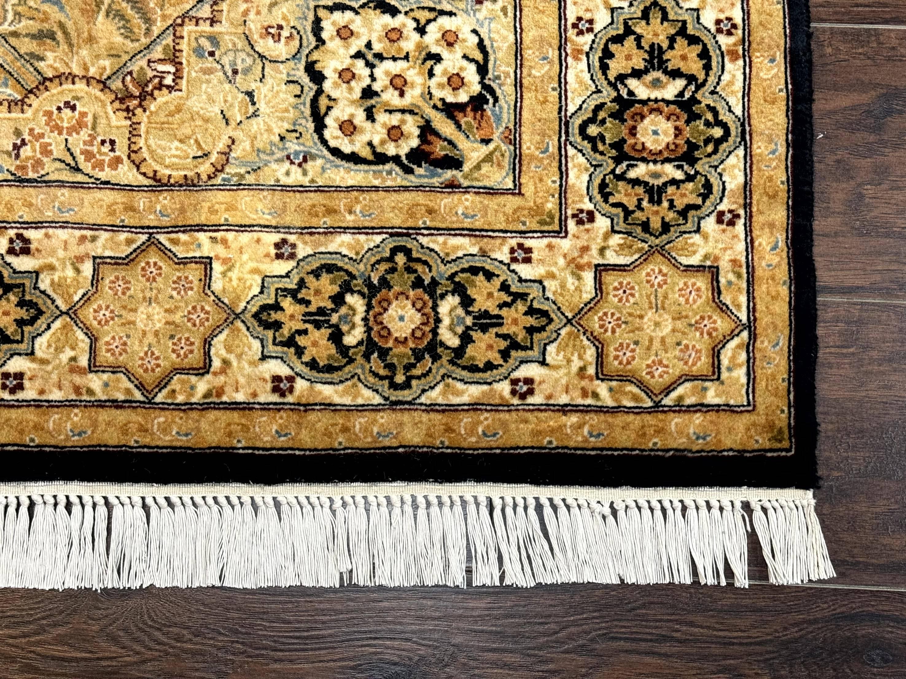 Pak Persian Rug 4x6, Panel Design - Image 9