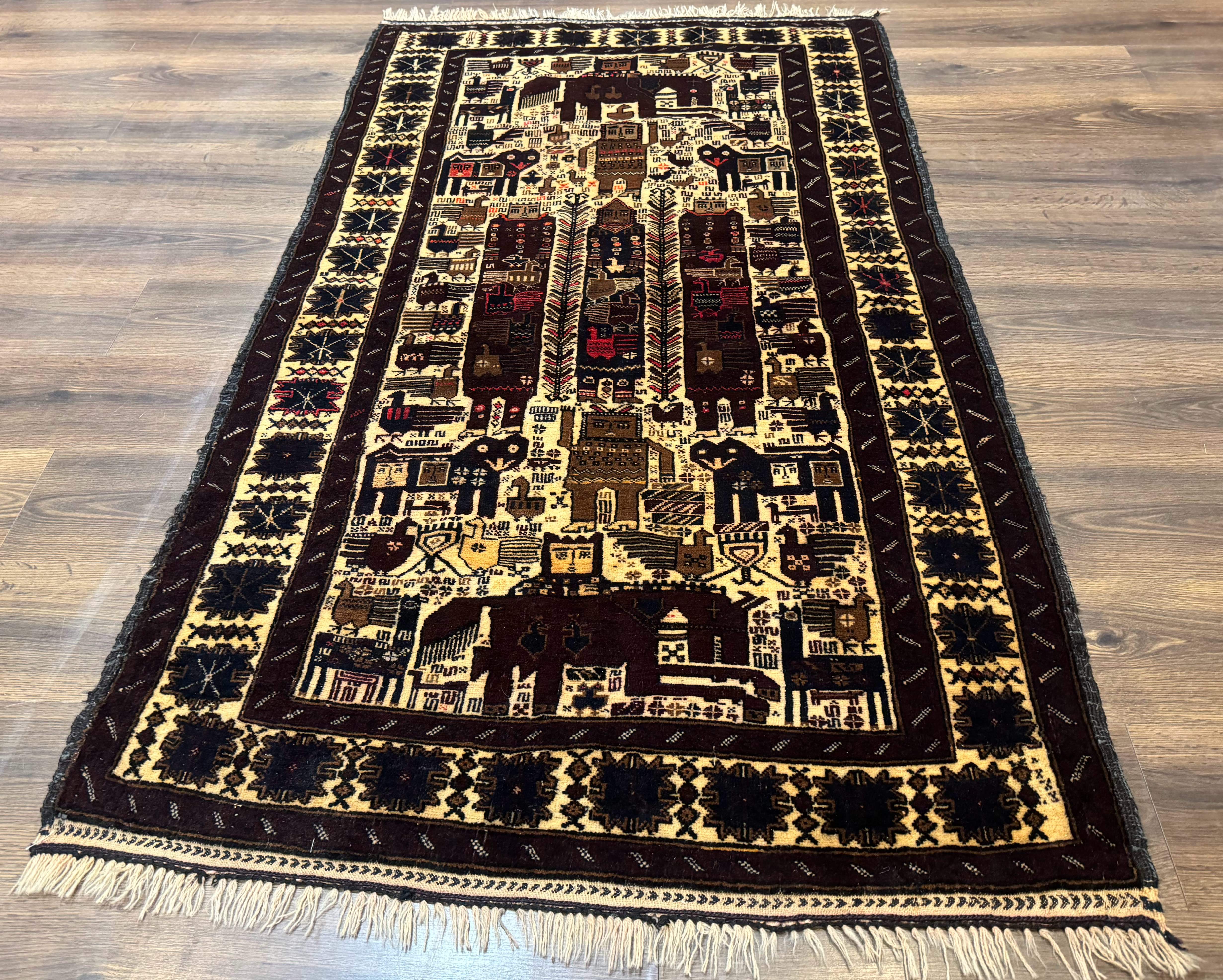 Persian Baluch Tribal Rug 4x6, Human and Bird Pictorials, Vintage, Wool, Collectible - Image 3