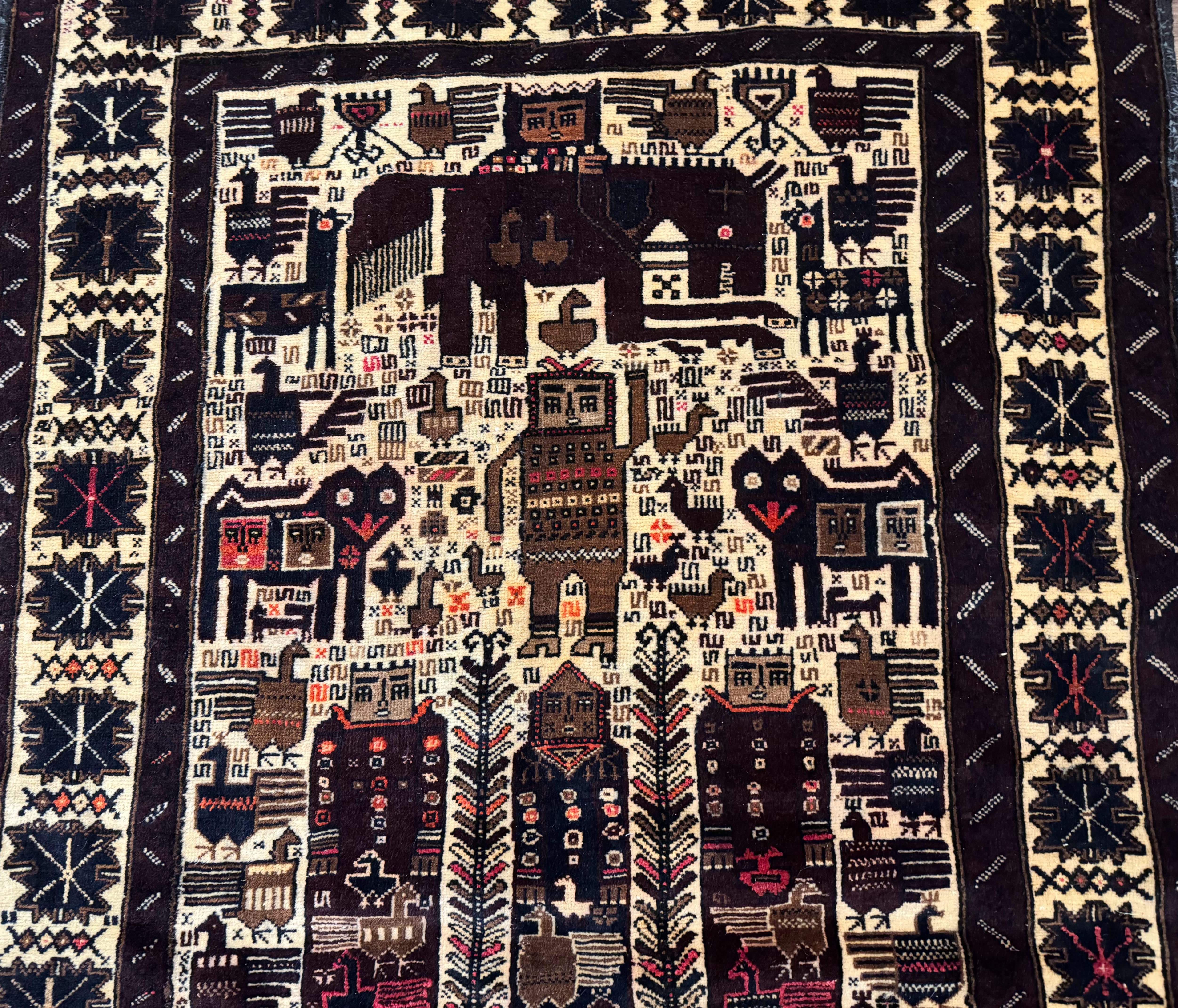 Persian Baluch Tribal Rug 4x6, Human and Bird Pictorials, Vintage, Wool, Collectible - Image 4