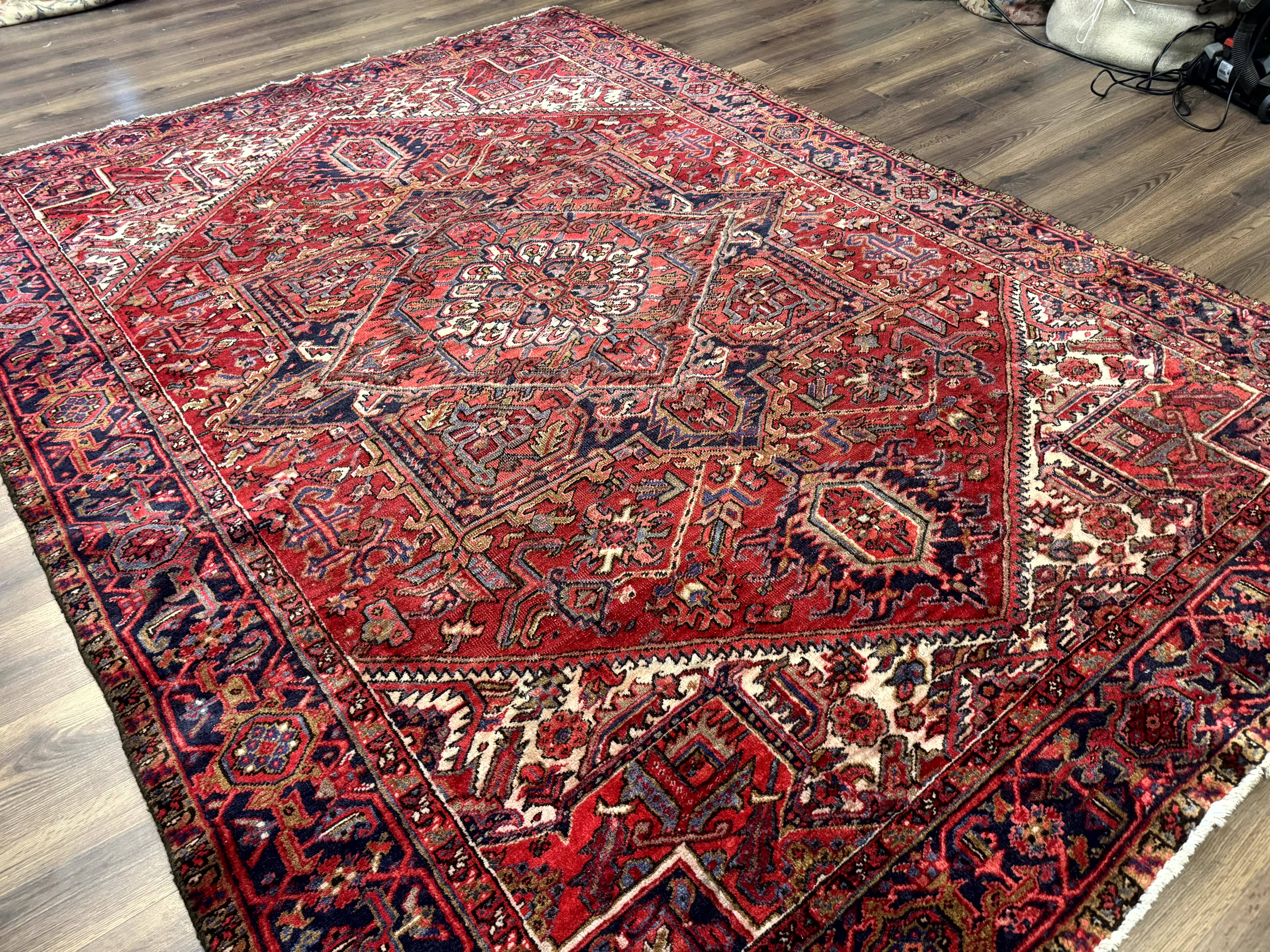 Persian Heriz Rug 7x10, Geometric Pattern, Red Ivory Navy Blue - Image 12