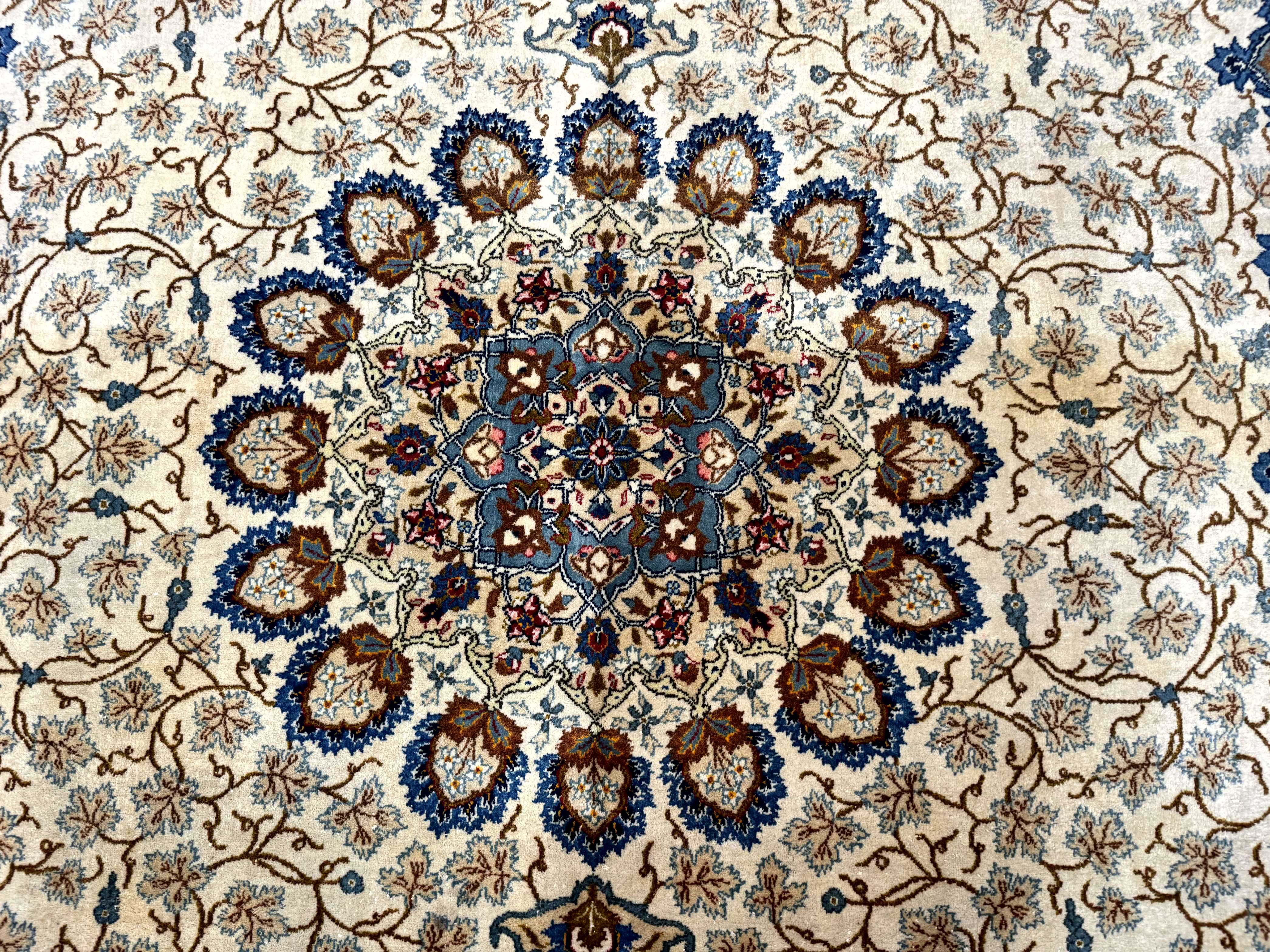 Persian Kashan Rug 9 x 12.6, Ivory and Blue, Floral Medallion, Wool Hand Knotted Semi Antique Carpet - Image 4