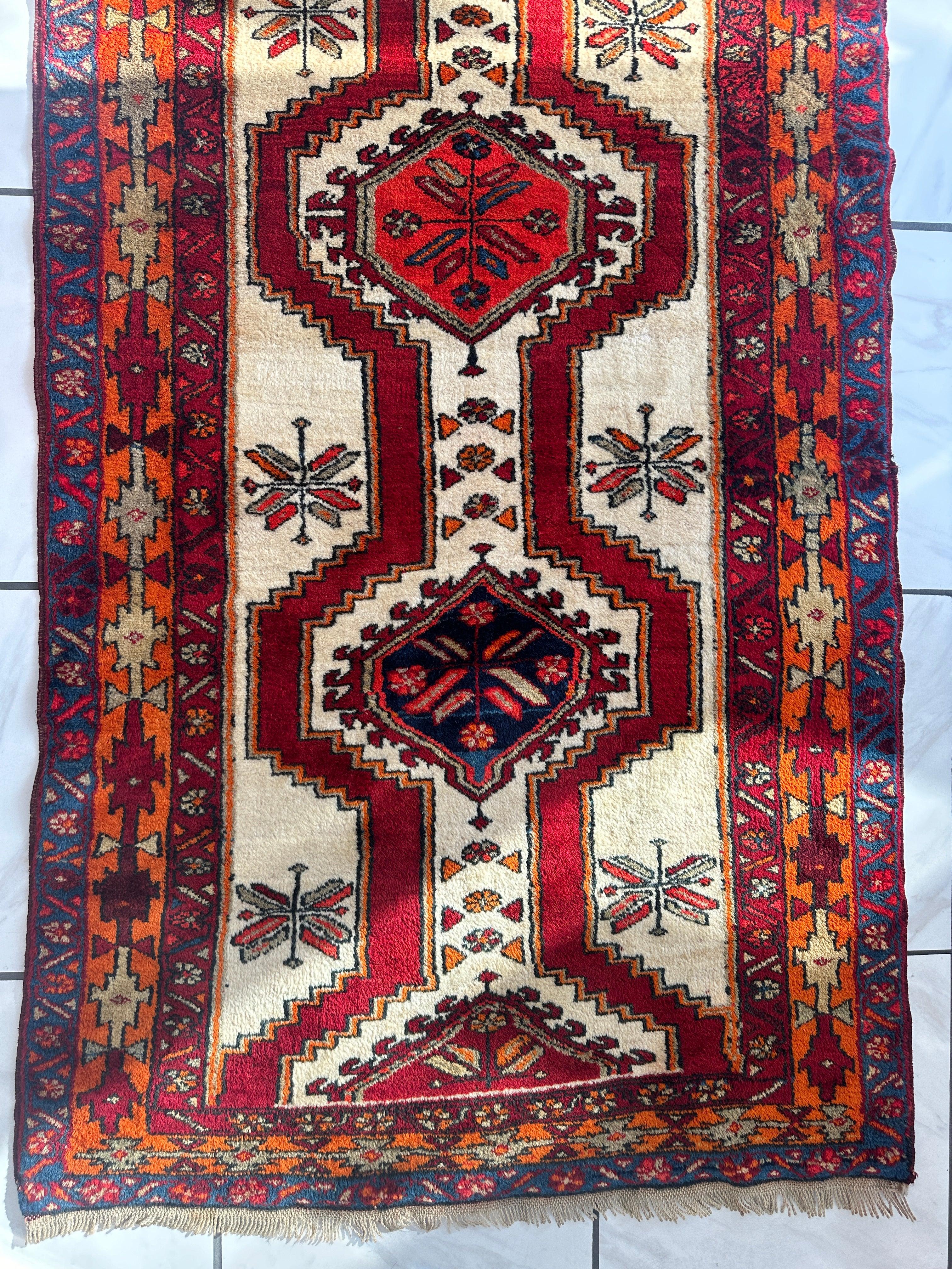 Persian Meshgi Wool Runner 3’6” x 9’10” - Image 6