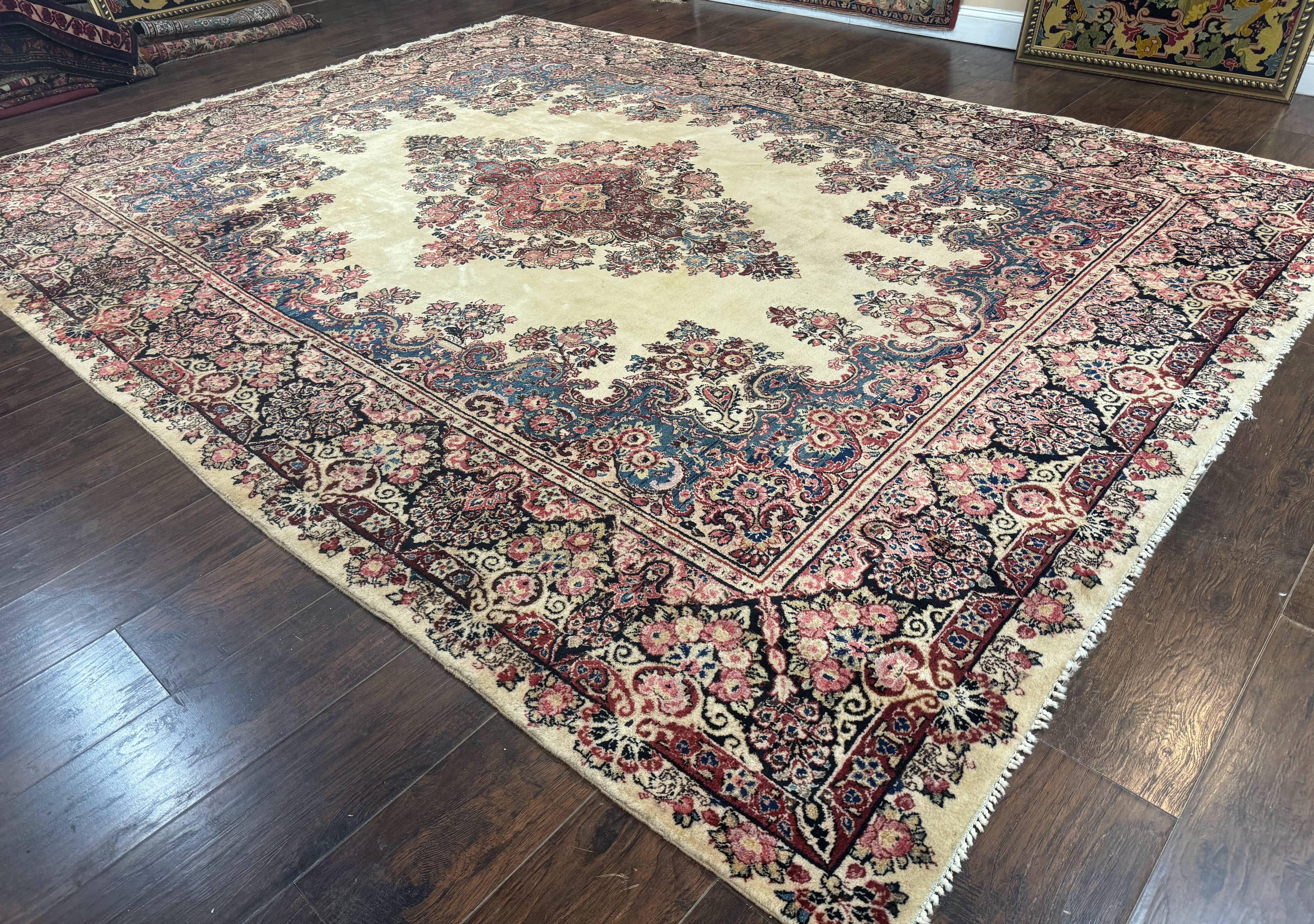 Persian Sarouk Rug 9x12, Ivory & Blue, Semi Open Field - Image 12
