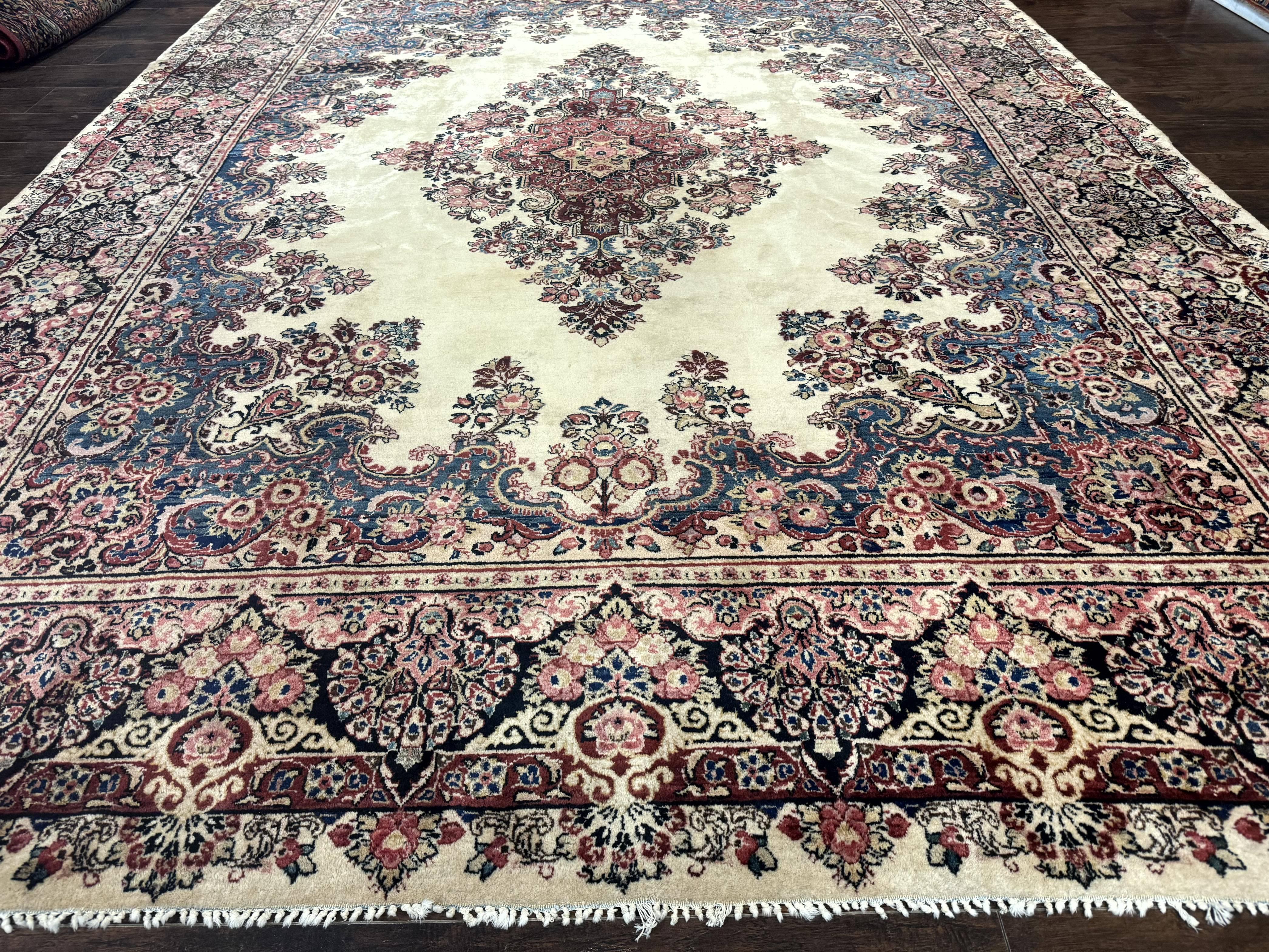 Persian Sarouk Rug 9x12, Ivory & Blue, Semi Open Field - Image 5
