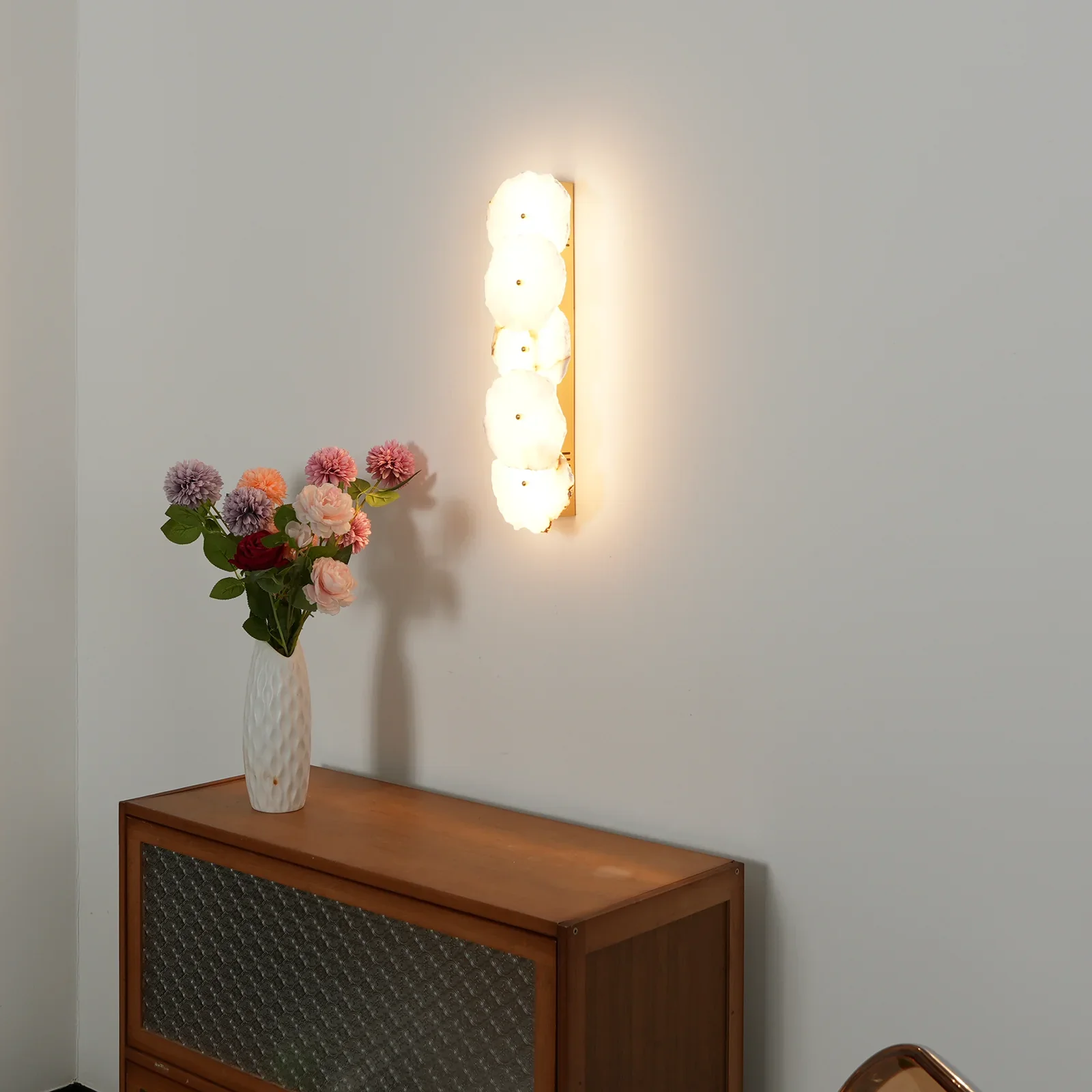Petra Wall Lamp - Image 6