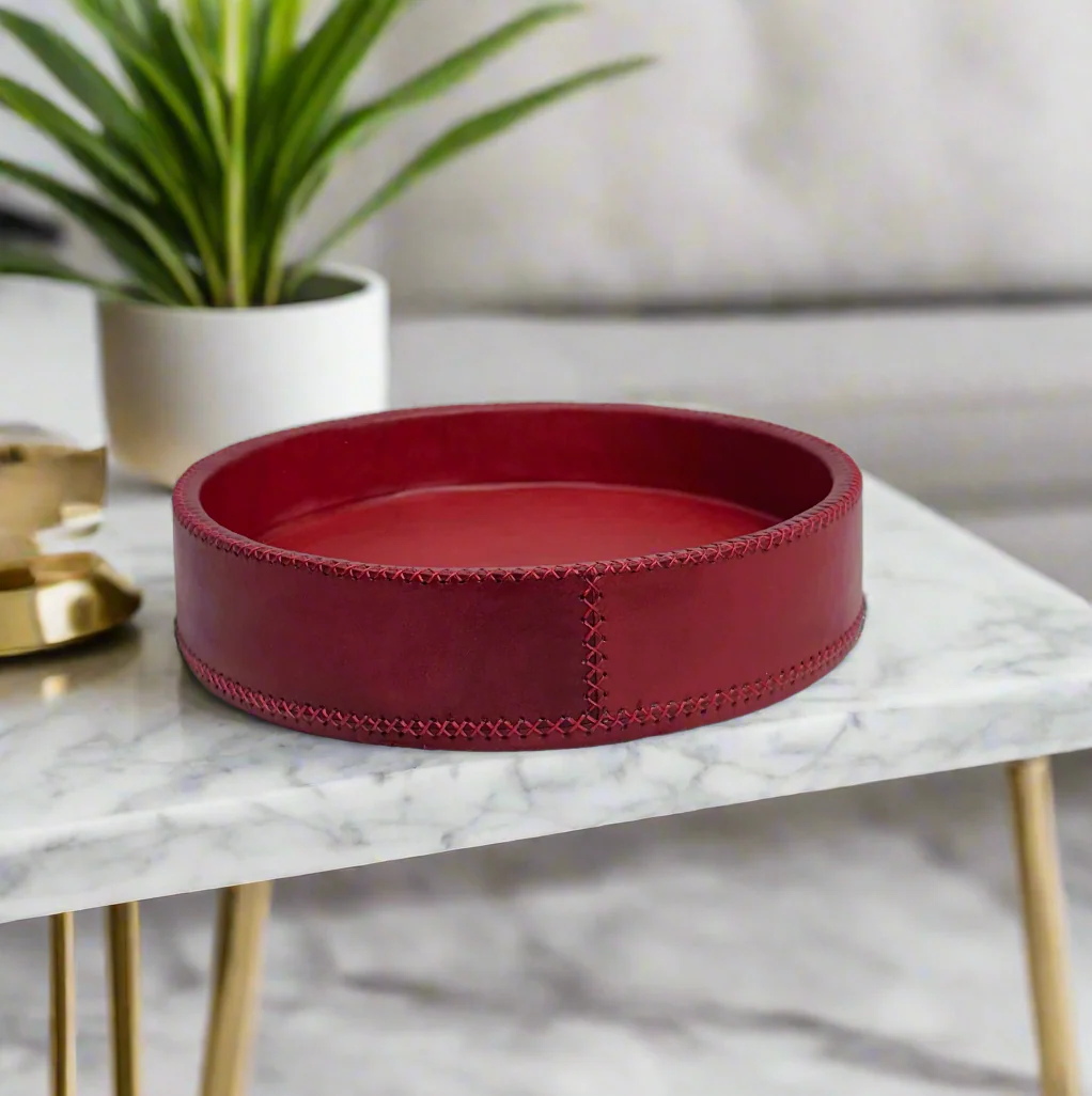 Piki | 8.5" Cedar Wood + Leather Round Tray - Image 5