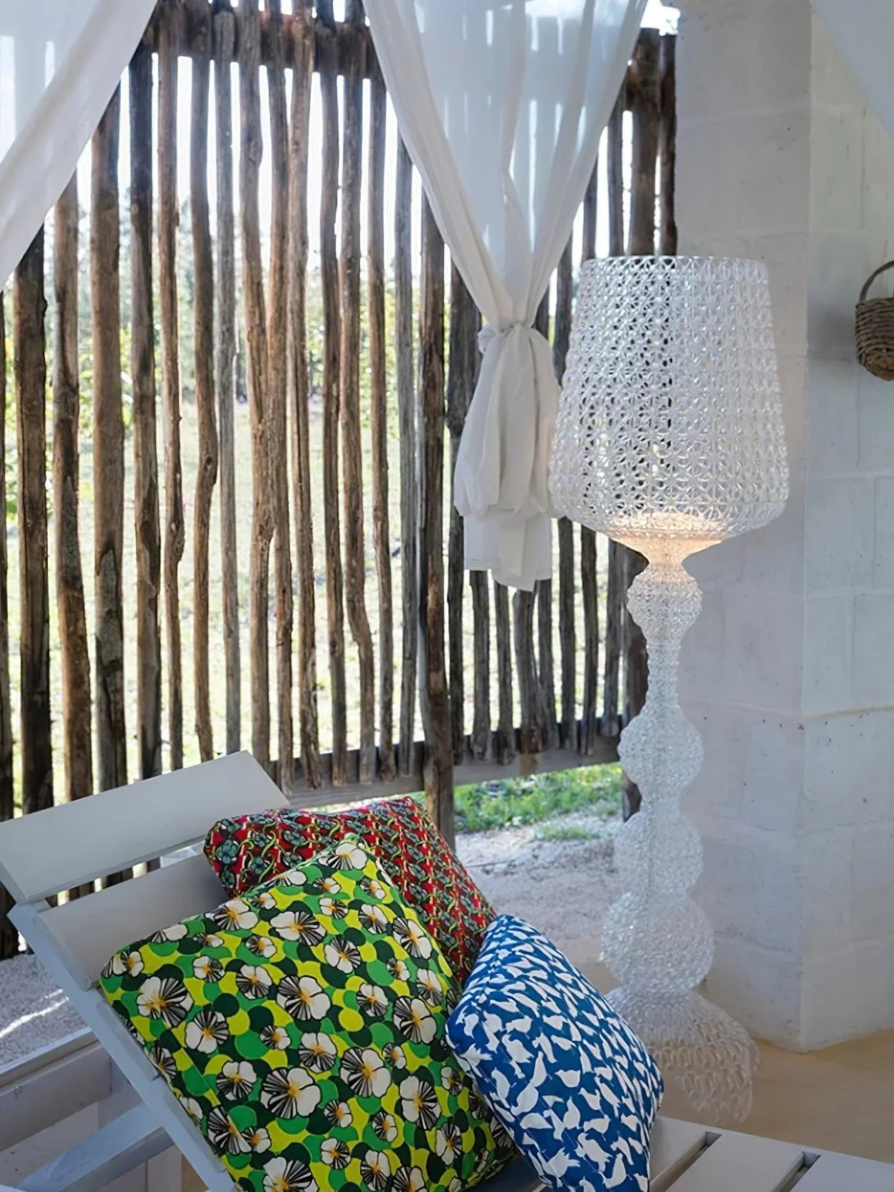 Simple Kabuki Acrylic Floor Lamp - Image 12