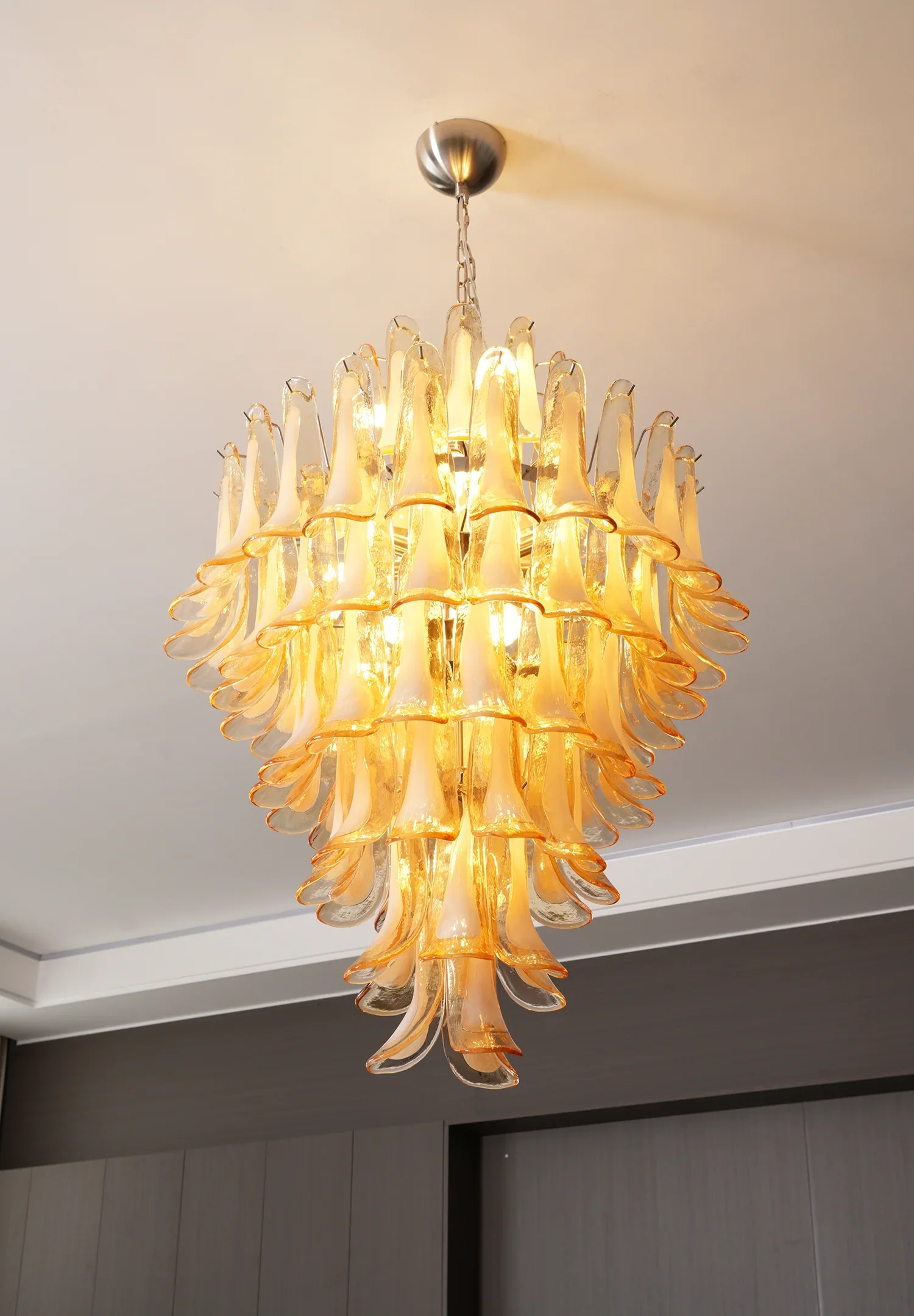 Stunning Murano Amber Petals Chandelier - Image 5