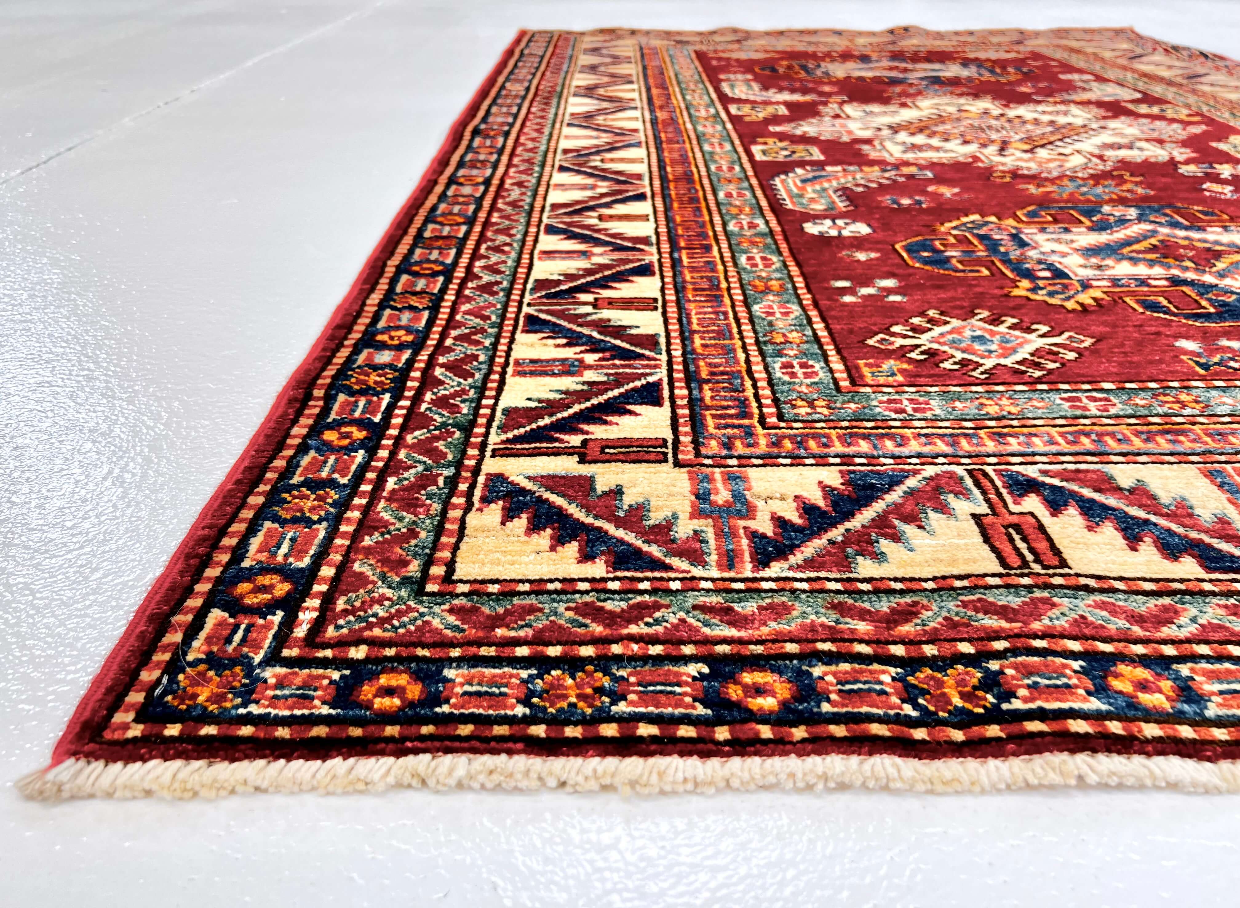 Super Kazak 4'00"x5'11" red/ivo - Image 3