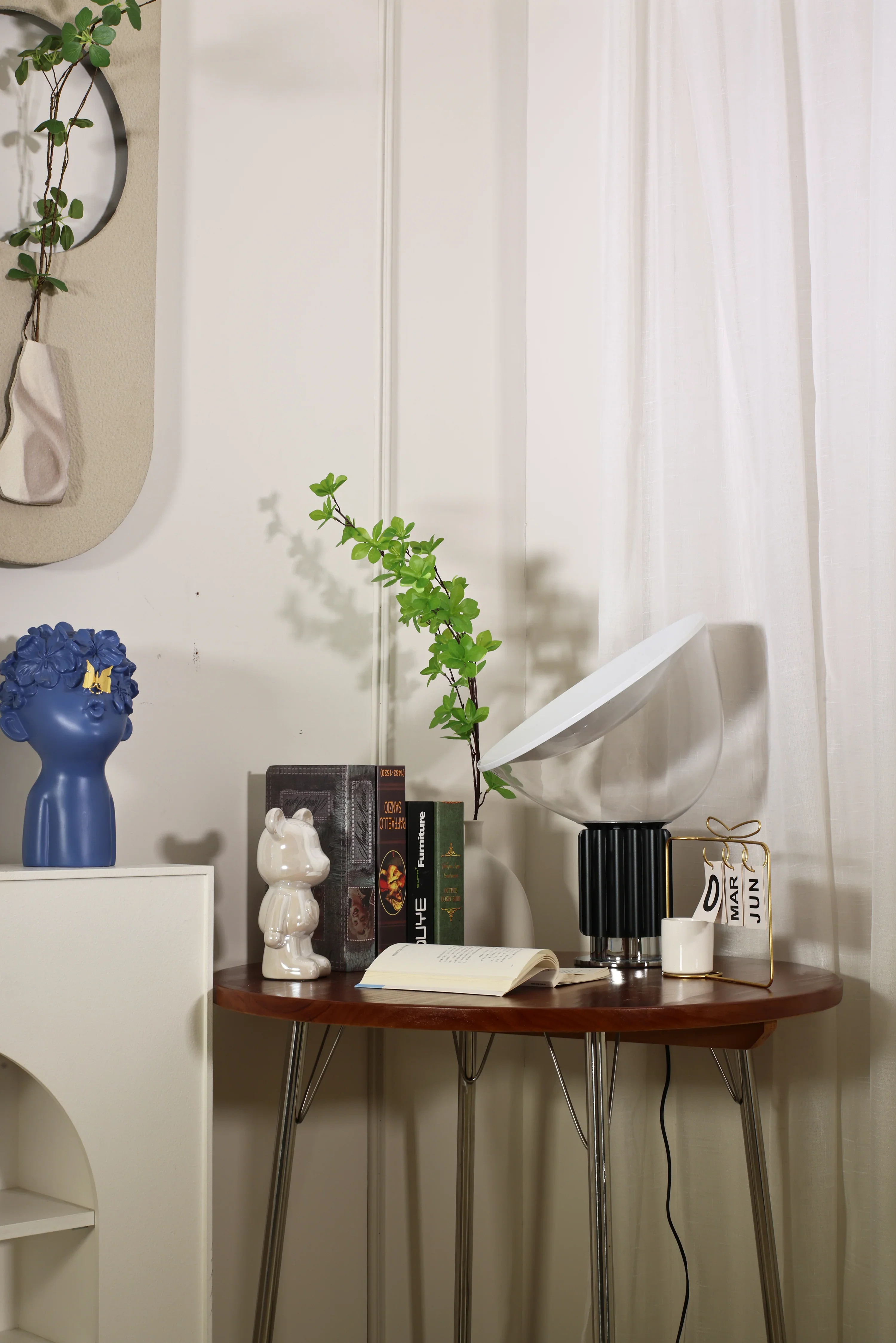 Taccia Glass Table Lamp - Image 10