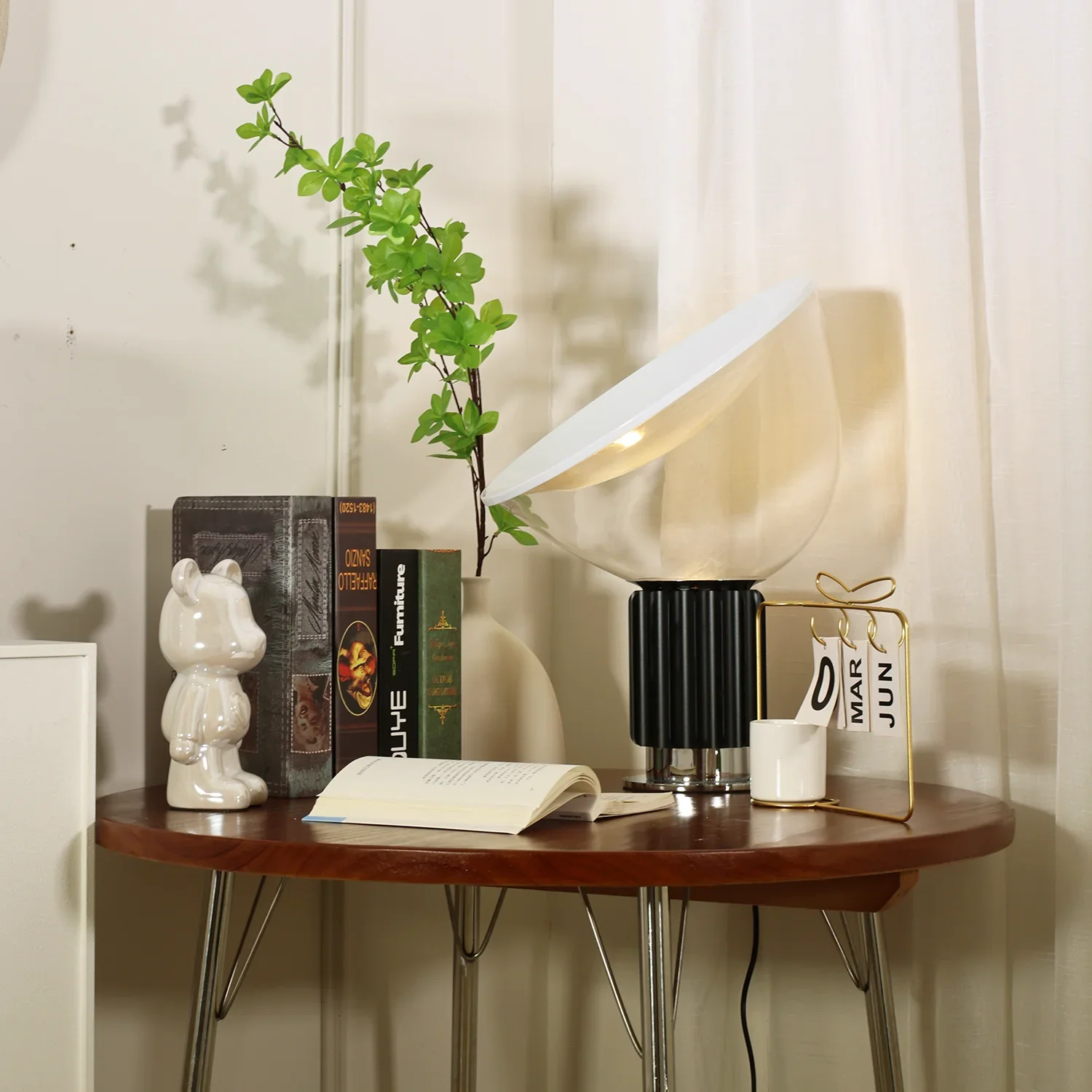 Taccia Glass Table Lamp - Image 16