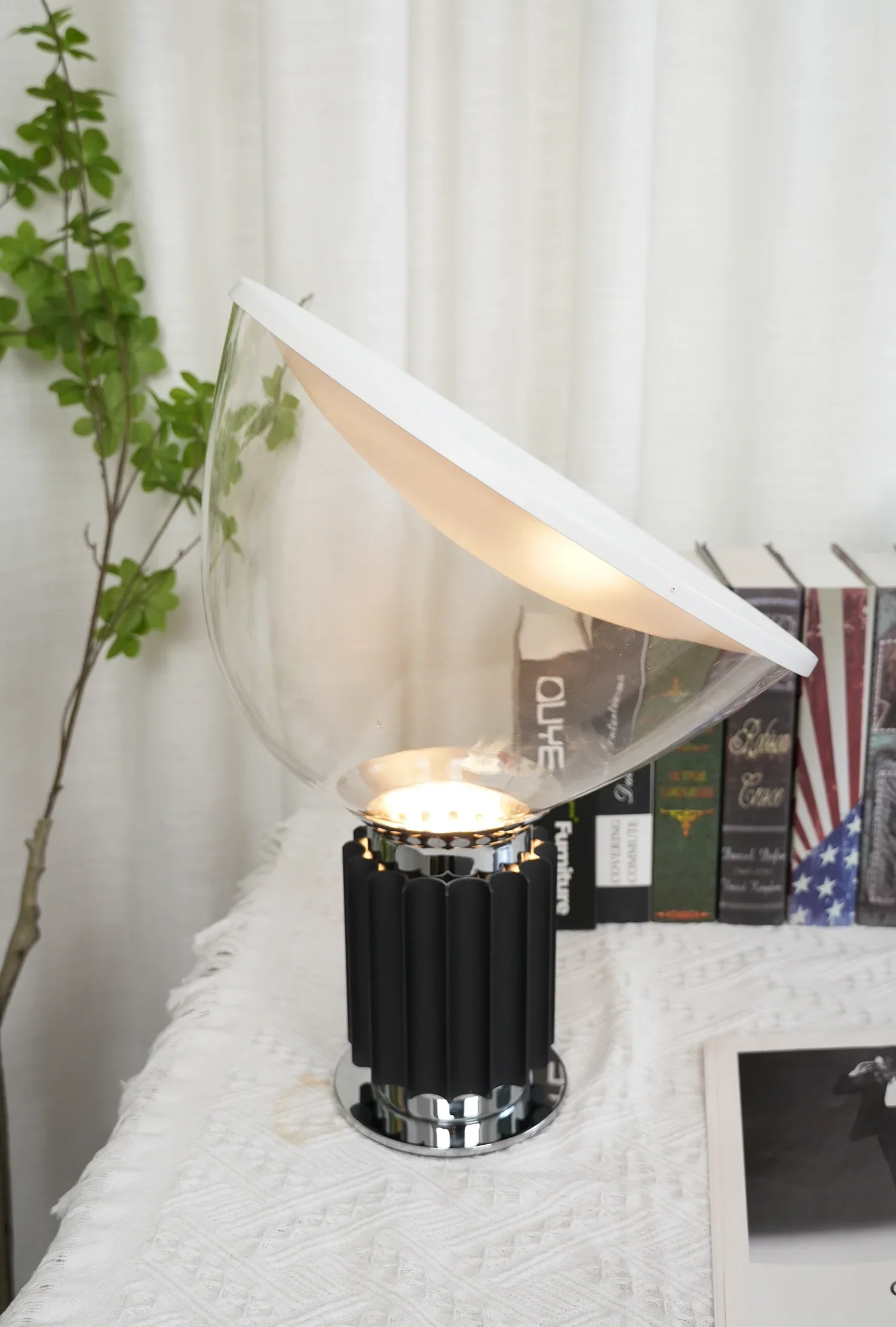 Taccia Glass Table Lamp - Image 23