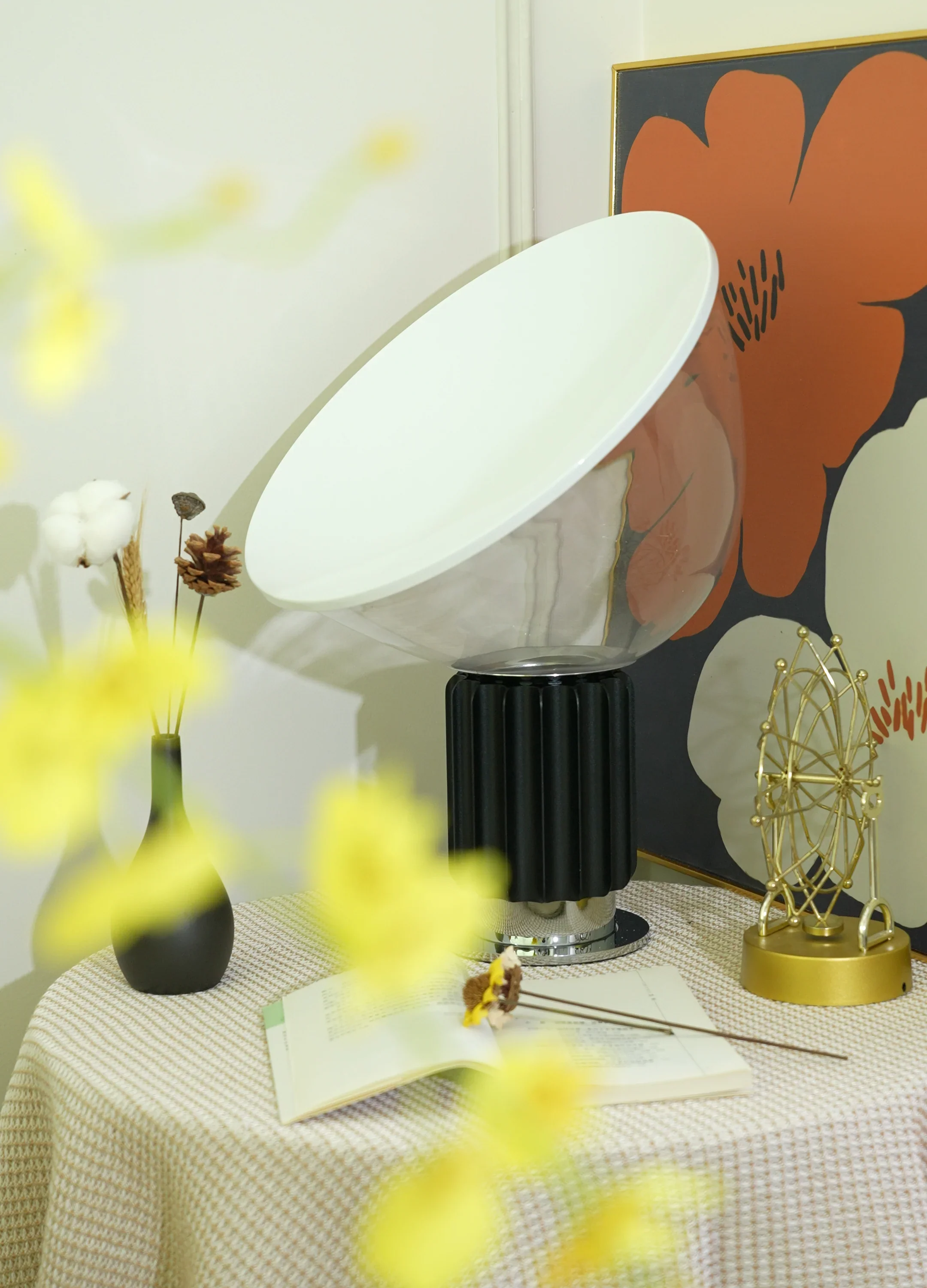 Taccia Glass Table Lamp - Image 4