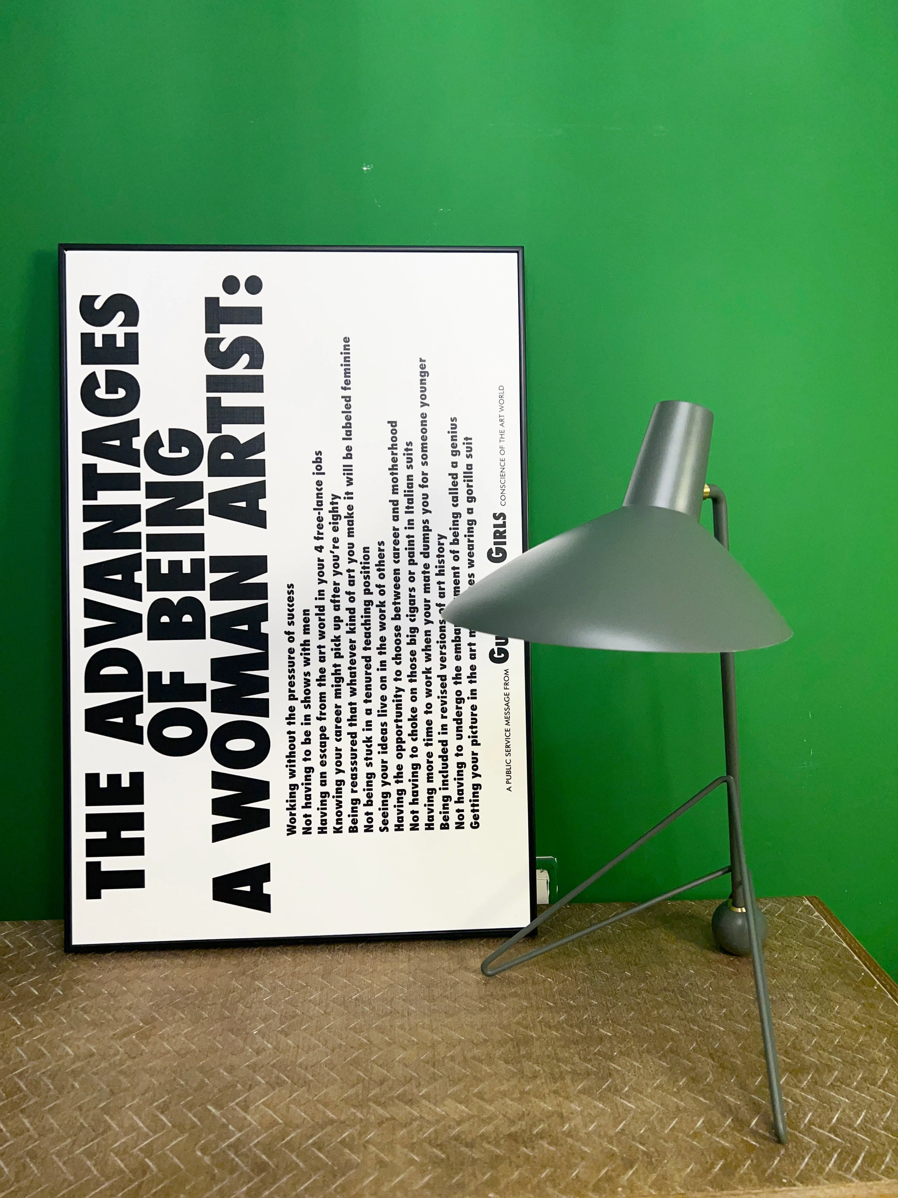 Tripod HM9 Simple Table Lamp - Image 11