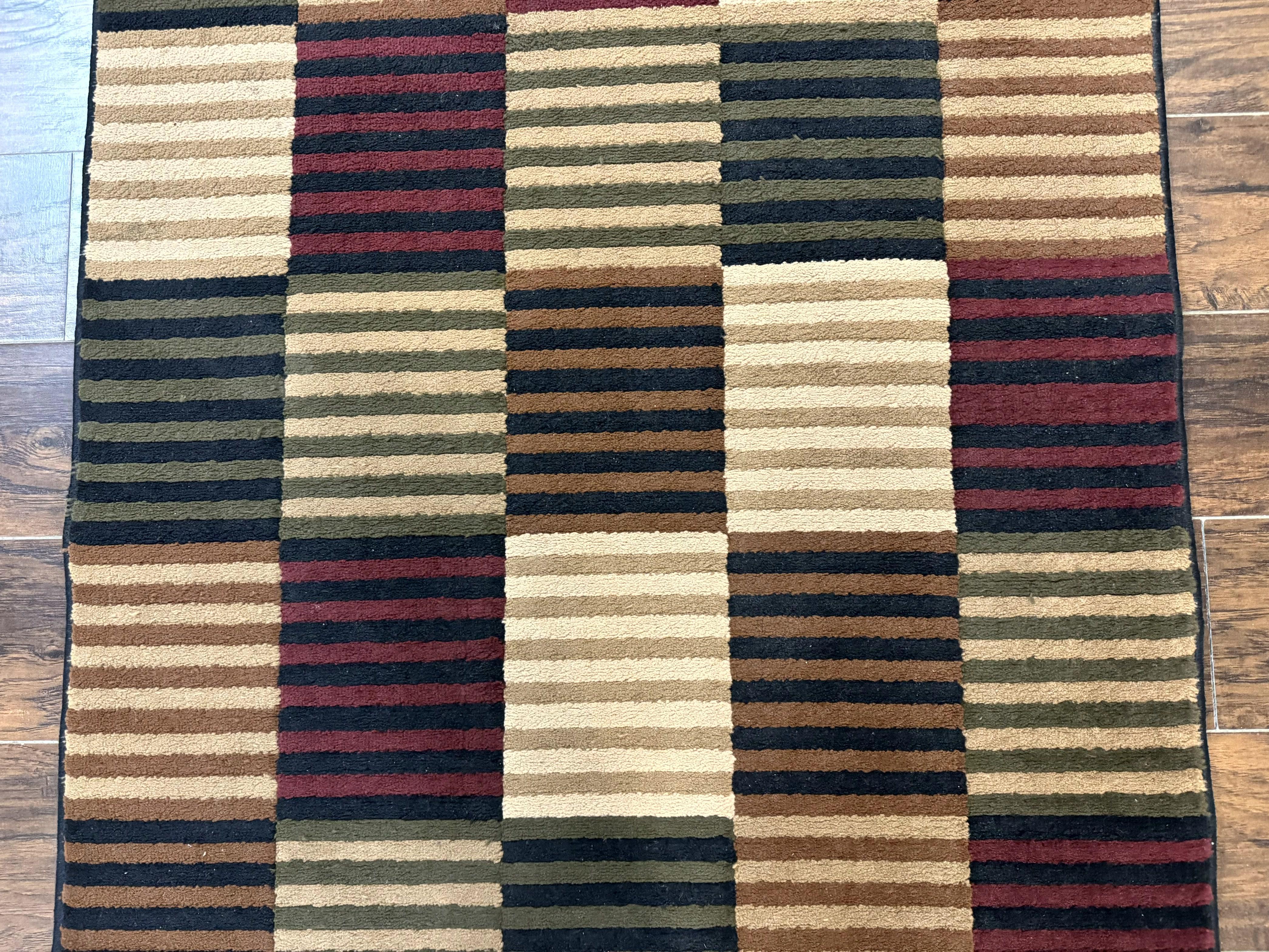 Vintage Power Loomed Rug 3.6 x 5, Brown Beige Black Tan, Box Design - Image 4