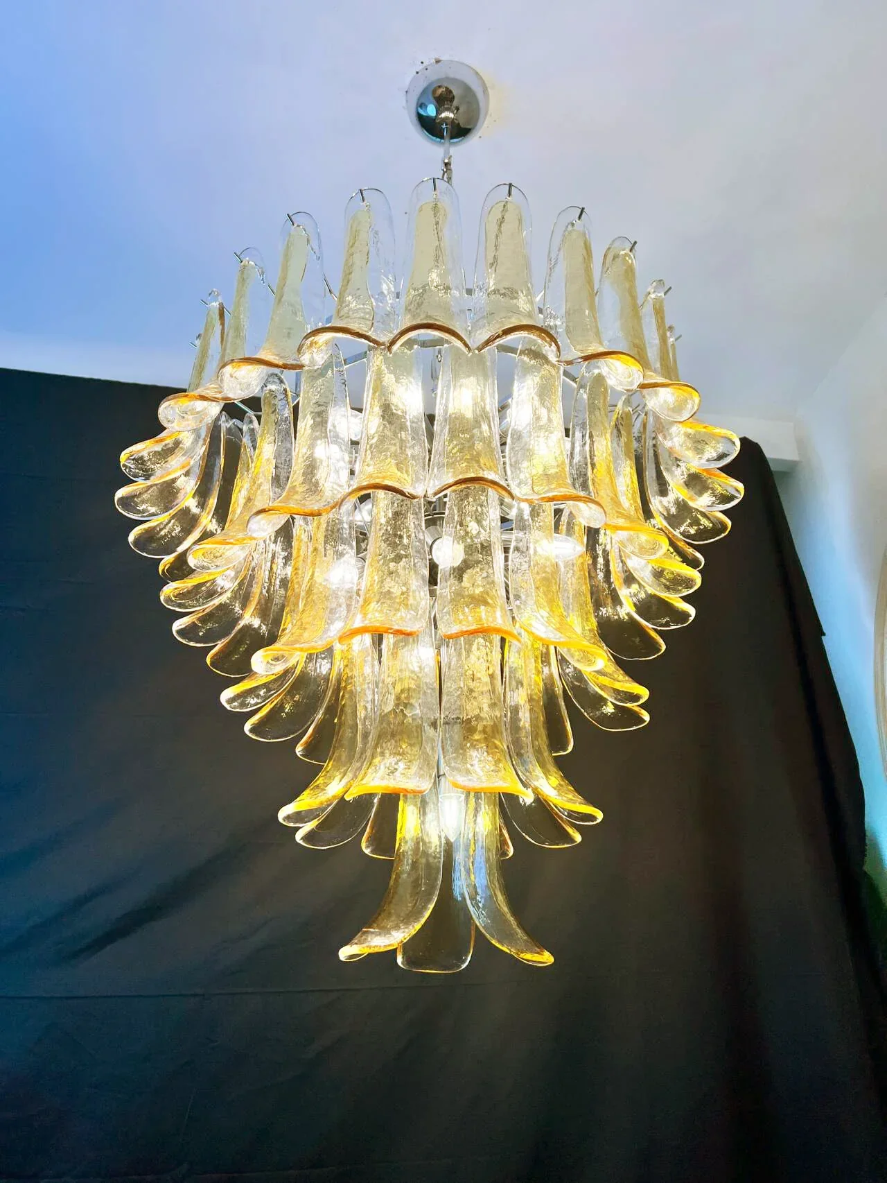 Vintage Transparent Amber Murano Petals Chandelier - Image 8