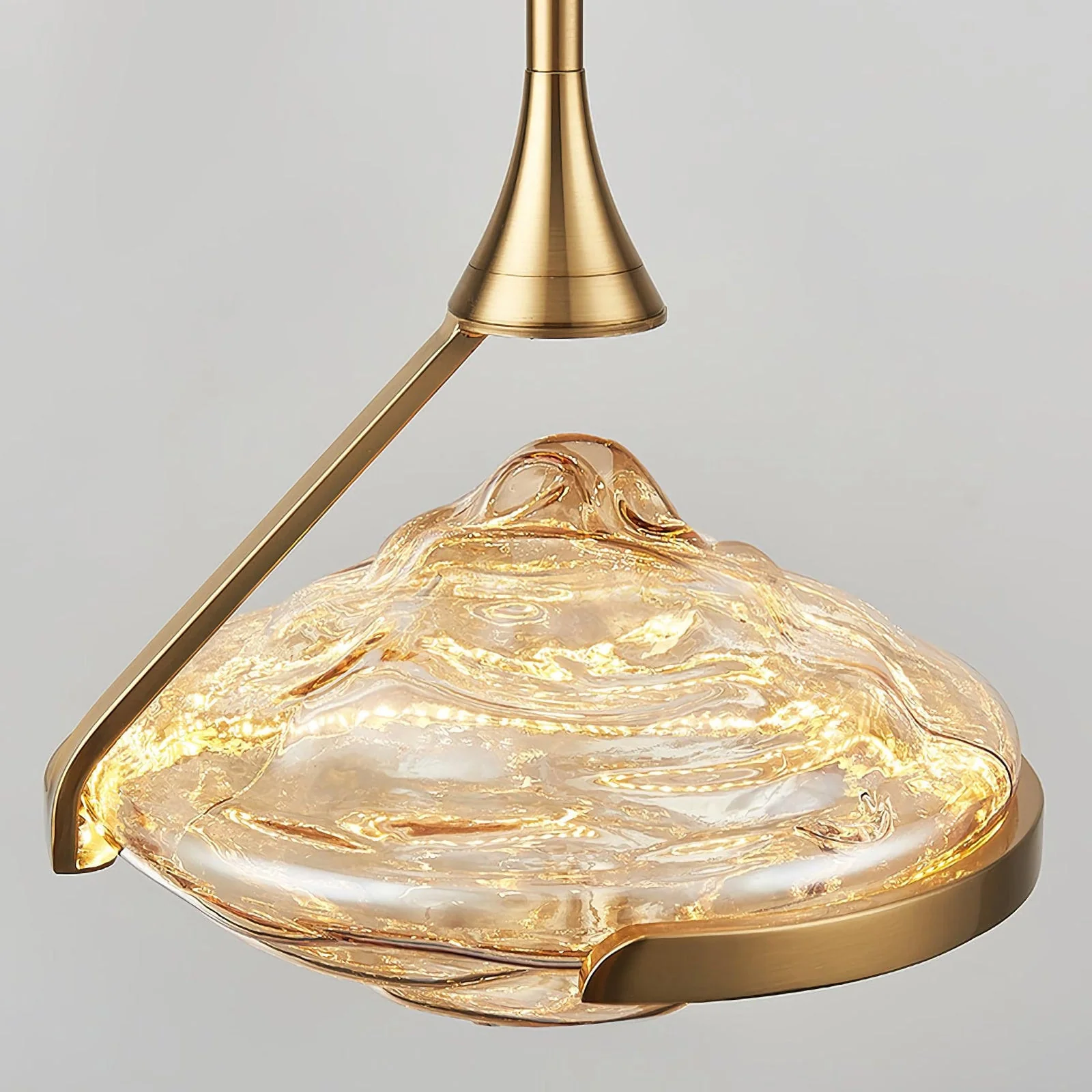 Wavy Glass Modern Pendant Light - Image 10