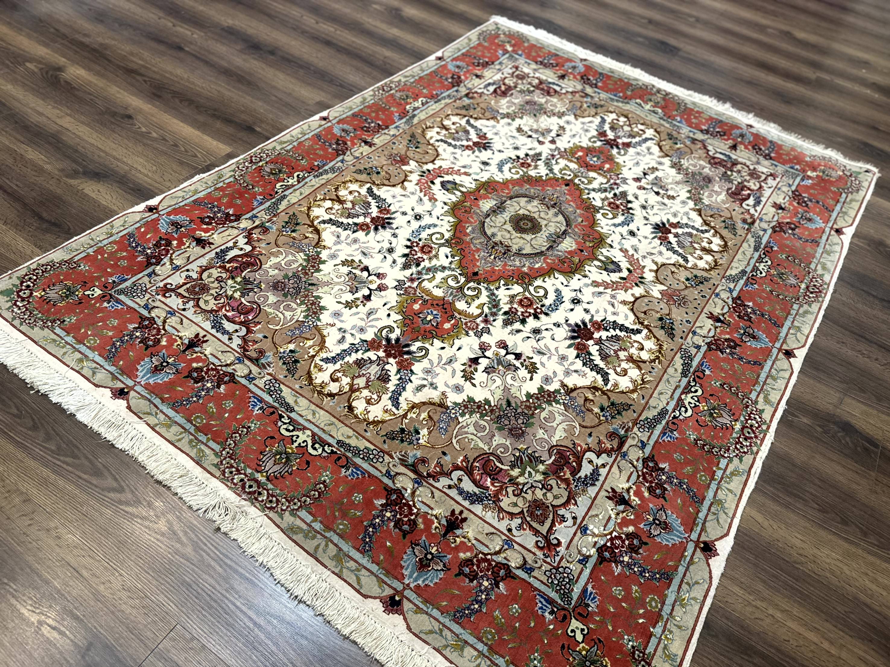 Wonderful Persian Tabriz Rug 5x7, Very Fine 440 KPSI, Ivory and Coral, Rare - Image 2