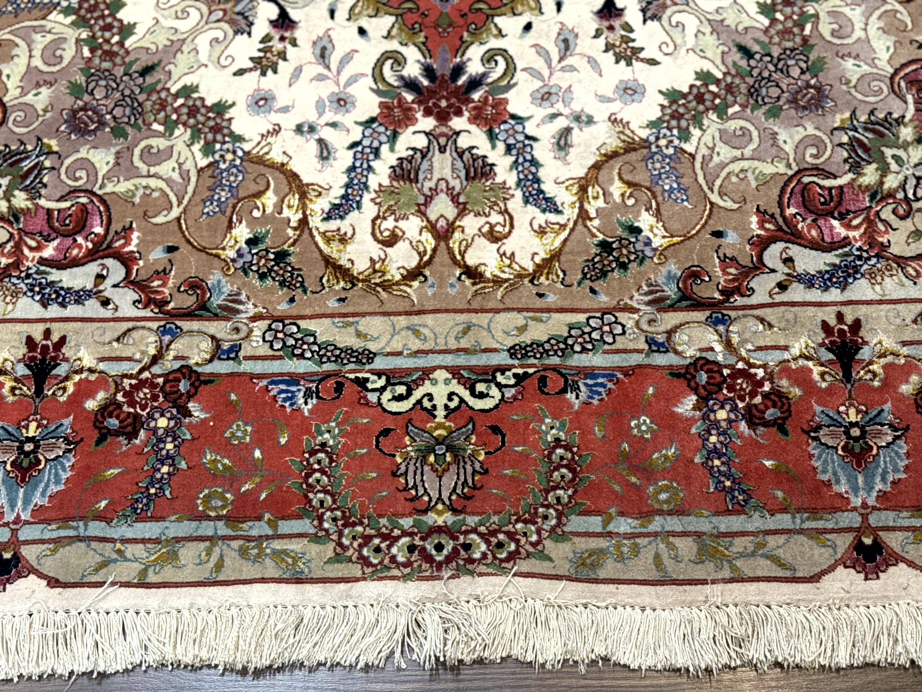 Wonderful Persian Tabriz Rug 5x7, Very Fine 440 KPSI, Ivory and Coral, Rare - Image 5